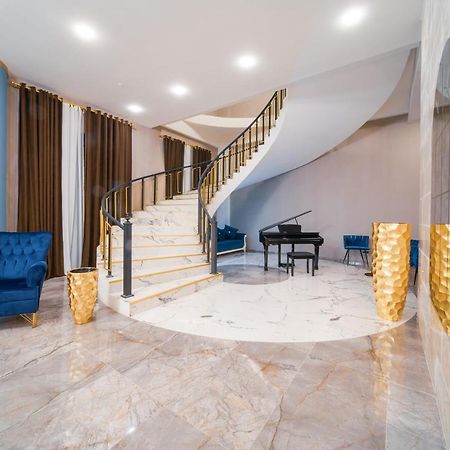 Hotel Residence Plaza Tbilisi Buitenkant foto