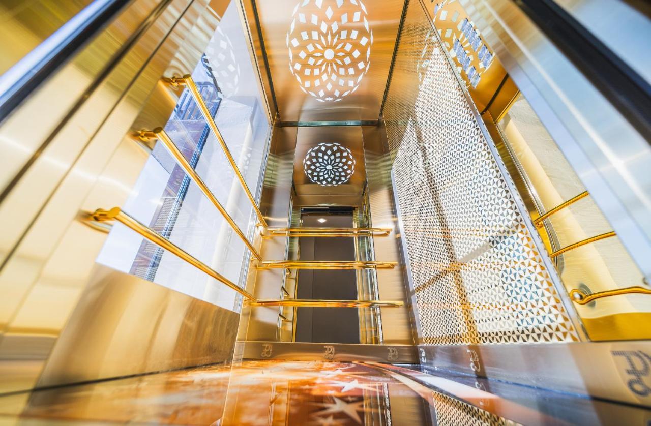 Hotel Residence Plaza Tbilisi Buitenkant foto