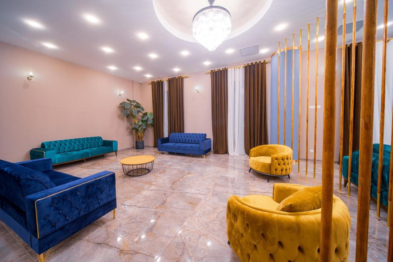 Hotel Residence Plaza Tbilisi Buitenkant foto