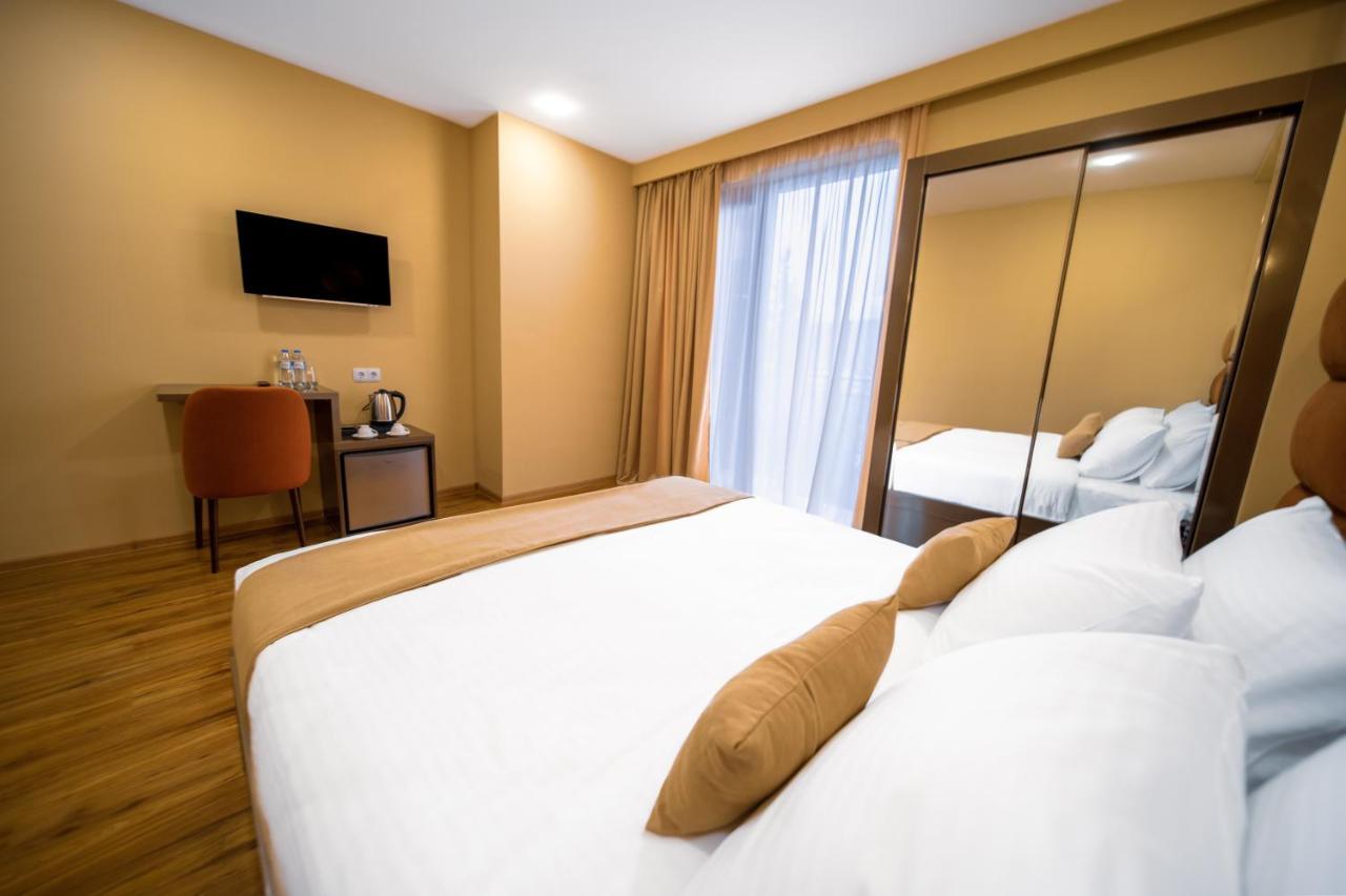 Hotel Residence Plaza Tbilisi Buitenkant foto