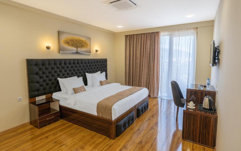 Hotel Residence Plaza Tbilisi Buitenkant foto